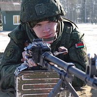 С курсантами Военной академии прошли занятия по огневой подготовке