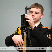 В Минском суворовском военном училище прошёл день открытых дверей