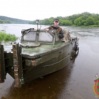 Учатся понтонёры