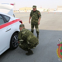 Белорусские военнослужащие приняли в Катаре автомобили «Дорожного патруля»