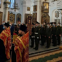 Военно-медицинскому институту в БГМУ вручена хоругвь с образом святого великомученика Пантелеимона