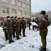 На верность Родине клянёмся!
