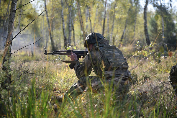 Завершилось двухстороннее ротное тактическое учение с боевой стрельбой подразделений 38 одшбр