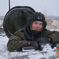 Огонь, батарея! Огонь, дивизион!