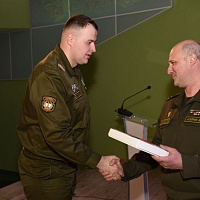 Чествование военнослужащих, увольняемых в запас