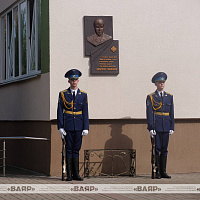 В Бресте открыли мурал в память о выпускнике Военной академии Беларуси Дмитрии Гвишиани