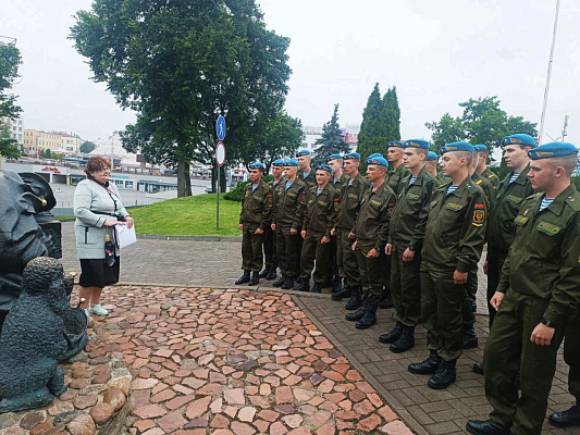 Экскурсия для военнослужащих 103 овдбр