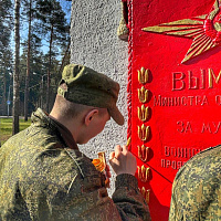 Гвардейцы 120 омбр навели порядок на мемориальном комплексе «Боевой путь гвардейцев»