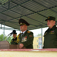 Командир 36  дмостбр полковник Николай Дубовой простился с Боевым Знаменем бригады
