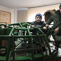 Школьники посетили с экскурсией 11 омбр