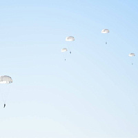 Брестские десантники выполнили прыжки в ходе плановых занятий по боевой подготовке