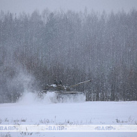 Занятия по вождению боевых машин прошли под Борисовом 