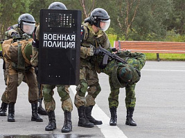 Подразделения военной полиции ЗВО получили комплекты индивидуальной защиты нового поколения «Черепаха»