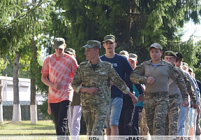 Открытие летнего оздоровительного военно-патриотического лагеря «Юный защитник» на базе 83 оиап