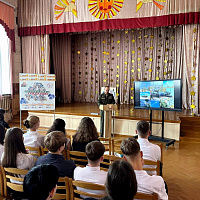 Личный состав 5 обр СпН поздравил школьников с Днём знаний