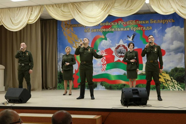 С праздником, военные автомобилисты!