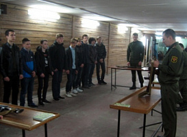 Подготовка к военной службе начинается в школе
