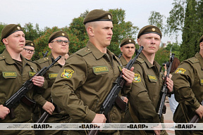 В Гродненском гарнизоне новобранцы приняли Военную присягу