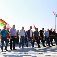 Военнослужащие командования ВВС и войск ПВО и члены их семей совершили автопробег в честь  Дня народного единства