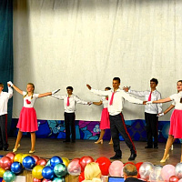 Брестские артиллеристы поздравили своих мам с наступающим праздником