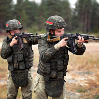 Упражнения контрольных стрельб с военнослужащими 6 омбр