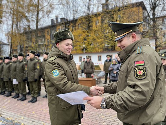 Церемония чествования военнослужащих в 49 ртбр
