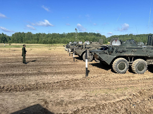 В 59 шпс 72 ОУЦ прошло занятие по вождению