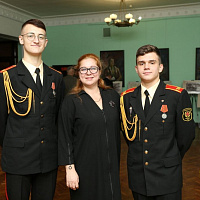 Притронуться к подвигу