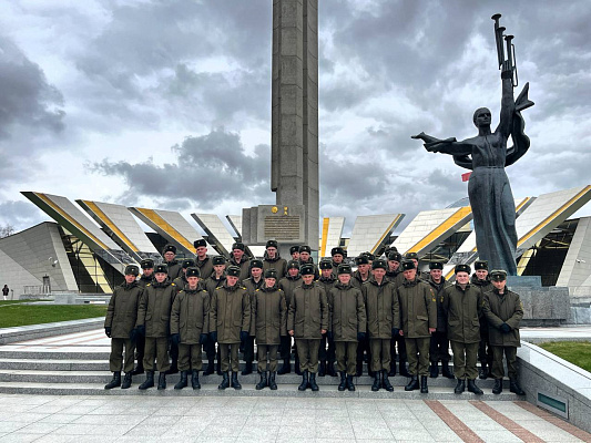 Военнослужащие 120 омбр посетили Белорусский государственный музей истории Великой Отечественной войны