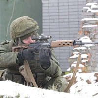 С готовностью выполнять задачи