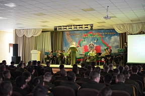 В 65-й автомобильной бригаде состоялось торжественное собрание, посвящённое 46-й годовщине со дня её формирования 