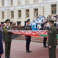 В Витебске состоялось торжественное поднятие Государственного флага Республики Беларусь