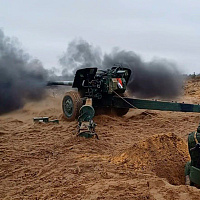 В воинских частях и соединениях продолжаются занятия по боевой подготовке