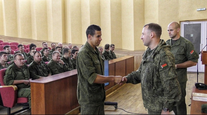 В 120-й отдельной гвардейской механизированной бригаде завершились сборы с военнообязанными