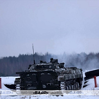 Личный состав одного из подразделений Западного оперативного командования совершенствует навыки на занятиях по огневой подготовке