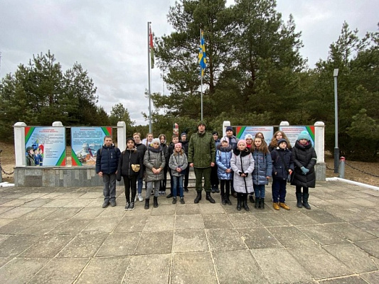 Воспитывать патриотов