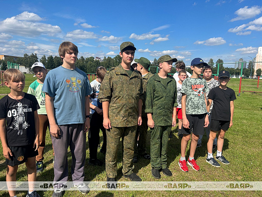 На базе 120 омбр проходит смена военно-патриотического лагеря «Гвардейцы»