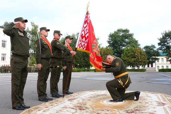 Прощание с Боевым Знаменем