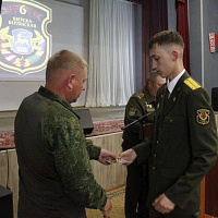 В соединения и воинские части прибывают молодые офицеры — выпускники военных учебных заведений