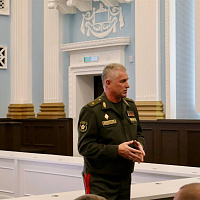 В Военной академии Беларуси тепло поздравили женщин с Днём матери