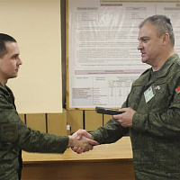 Чествование военнослужащих войск связи