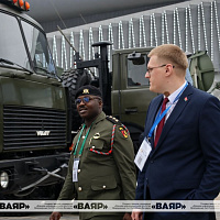 ФОТОФАКТ. Продолжает работу Международная выставка вооружения и военной техники MILEX-2025