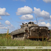 Военнослужащие продолжают оттачивать навыки на занятиях по огневой подготовке