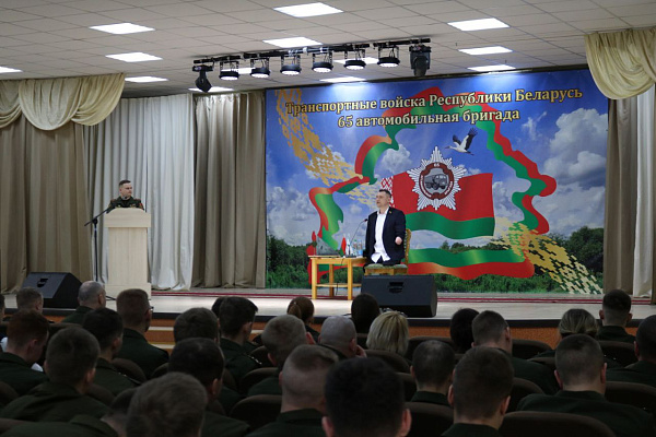 Алексей Талай встретился с военнослужащими