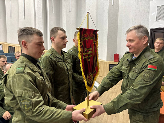 Подведены итоги состязаний на лучший танковый экипаж, лучший экипаж БМП-2 и лучший экипаж БТР-82А