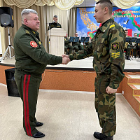 Чествование военнослужащих, увольняемых в запас