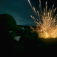 Военнослужащие 19 омбр отработали нормативы по огневой подготовке в ночное время