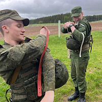 Занятие по огневой подготовке с военнослужащими 49 ртбр