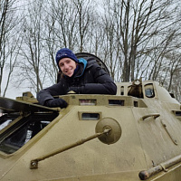 Гвардейцы подарили праздник