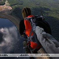 Военнослужащие 5-й отдельной бригады специального назначения отработали десантирование с вертолета на воду 